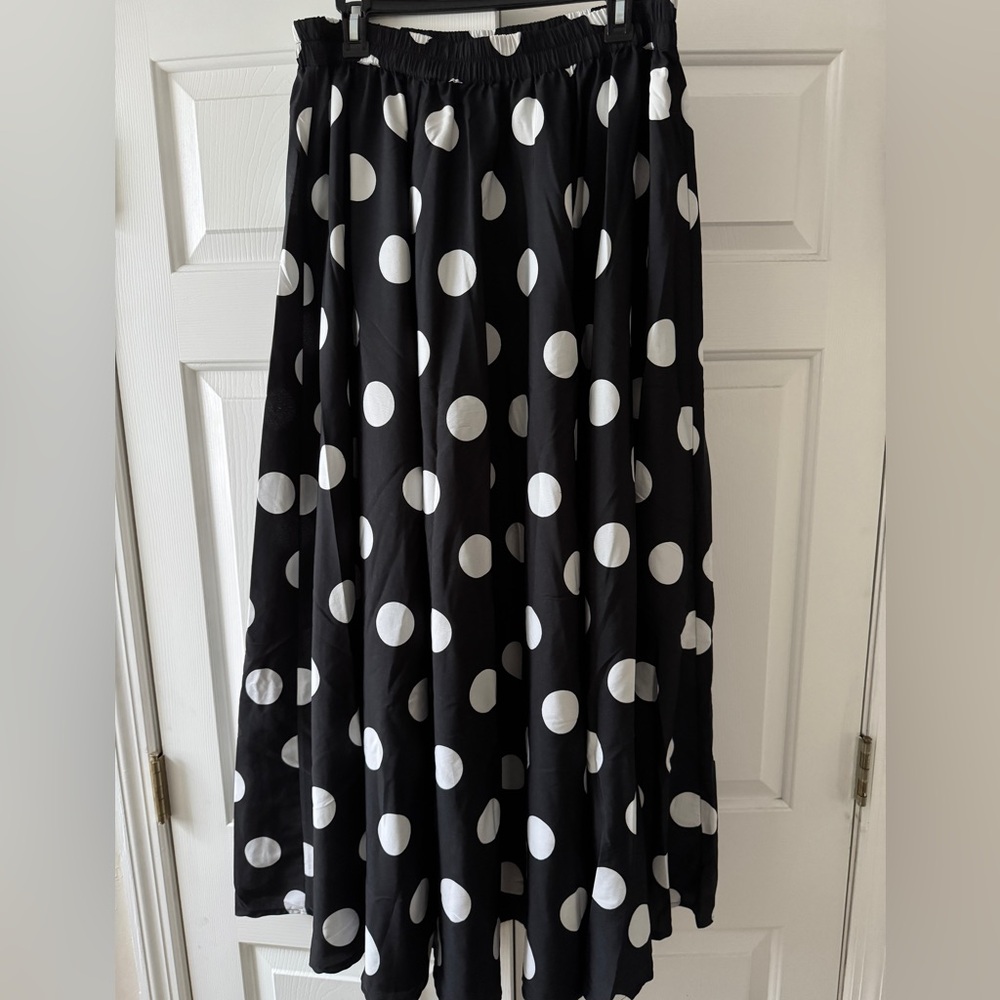 Cato Black and White A-Line Skirt